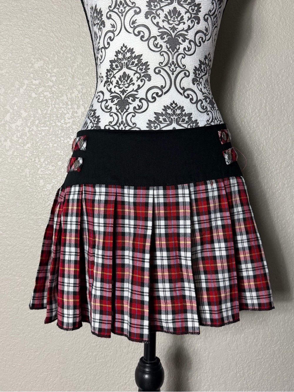 Tripp NYC Red and Black Plaid Pleated Mini Skirt